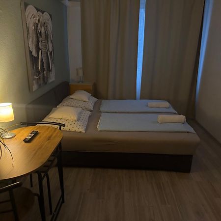 בודפשט Hermina Apartmanok Westend מראה חיצוני תמונה